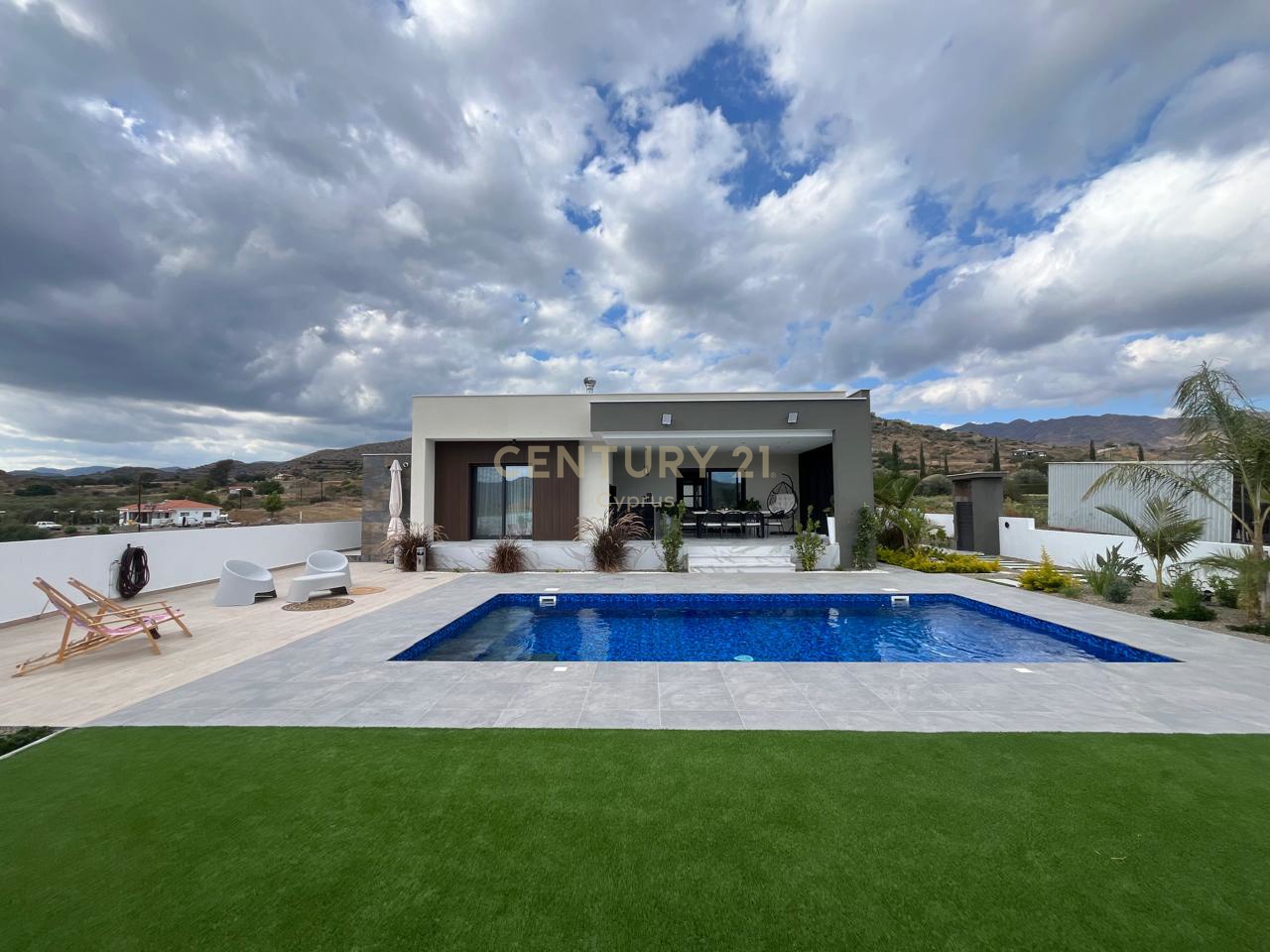 4 bedrooms Villa in Eptagonia, Limassol, Cyprus No. 53480