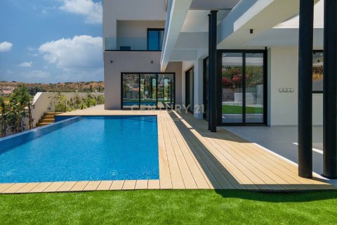 5 bedrooms Villa in Agios Tychonas, Limassol, Cyprus No. 55843