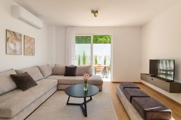 4 bedrooms Villa in Pegeia, Paphos, Cyprus No. 57540