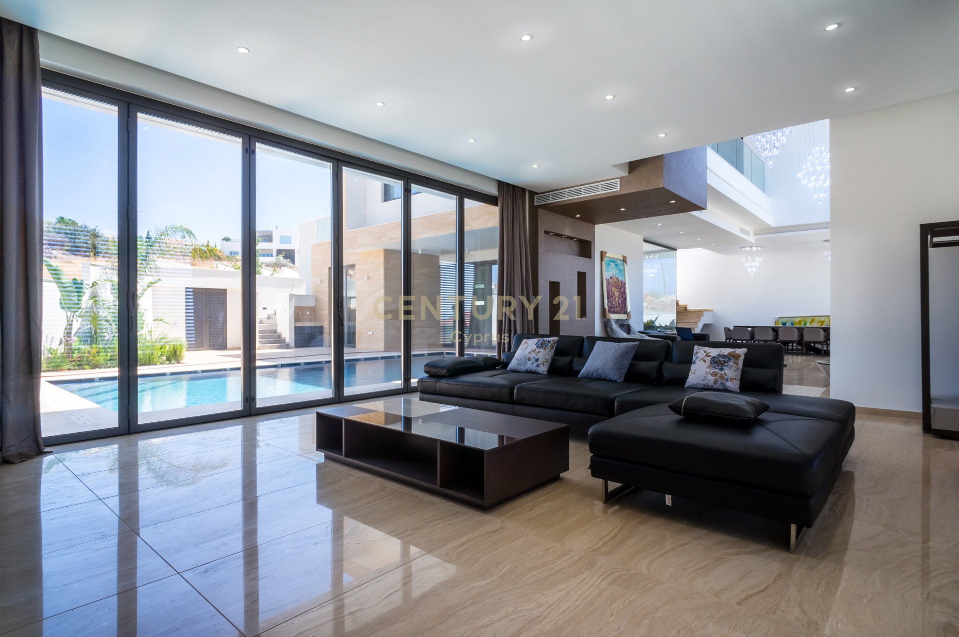 5 bedrooms Villa in Germasogeia, Limassol, Cyprus No. 53964