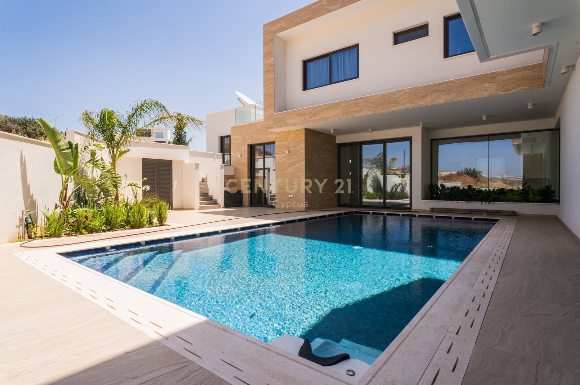 5 bedrooms Villa in Germasogeia, Limassol, Cyprus No. 53964