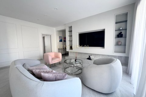 4 bedrooms Apartment in Agios Tychonas, Limassol, Cyprus No. 55884