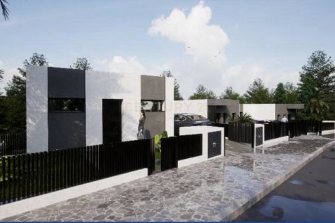 4 bedrooms Villa in Trimiklini, Limassol, Cyprus No. 55745