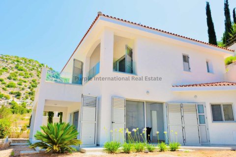 4 bedrooms Villa in Tala, Paphos, Cyprus No. 8280