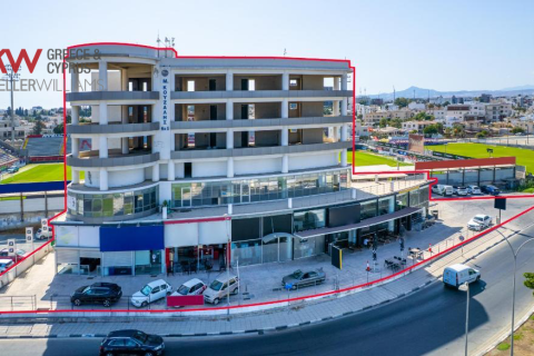 1m2 Local comercial en Larnaca, Larnaka, Chipre No. 39847