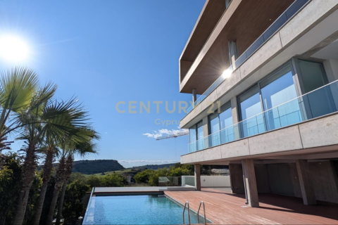 4 bedrooms Villa in Agios Tychonas, Limassol, Cyprus No. 55908