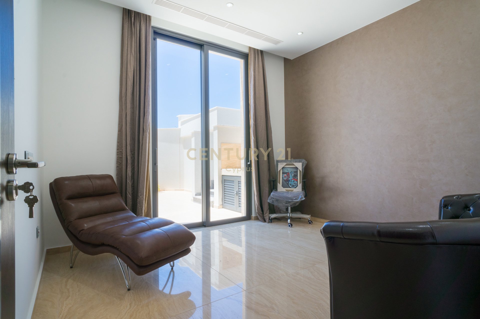 5 bedrooms Villa in Germasogeia, Limassol, Cyprus No. 53964