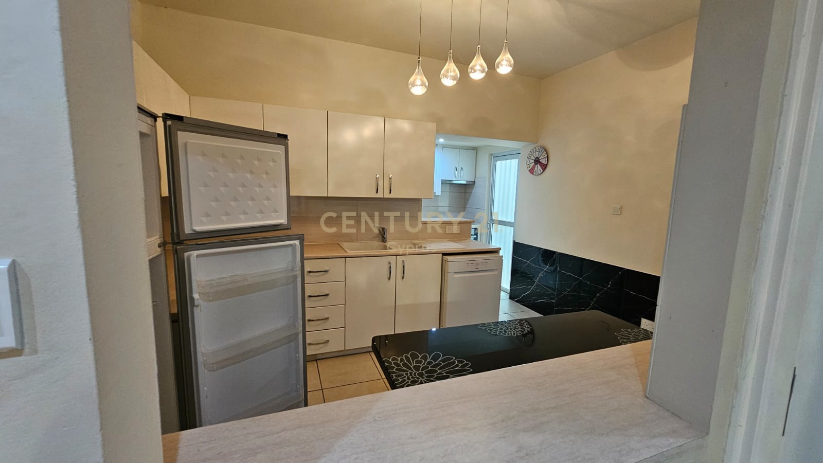 3 dormitorios Apartamento en Germasogeia, Limassol, Chipre No. 53586