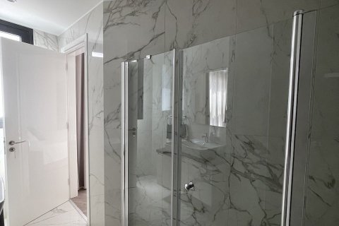 Квартира с 3 спальнями в Пафос, Кипр № 57489