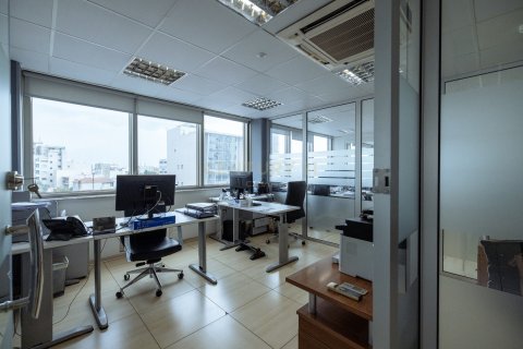 800m2 Local comercial en Limassol, Chipre No. 54120