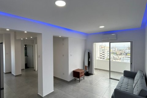 Квартира с 2 спальнями в Ларнака, Кипр № 40316