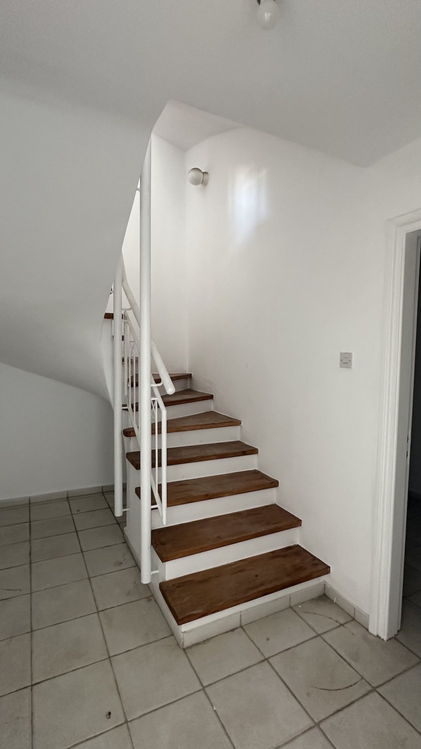 4 bedrooms Villa in Chloraka, Paphos, Cyprus No. 54806