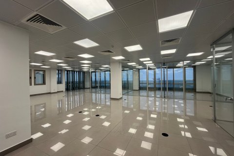 242m2 Oficina en Limassol, Chipre No. 54123