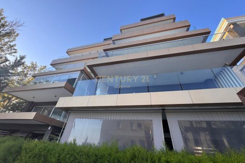 Квартира с 3 спальнями в Агиос Тихонас, Лимасол, Кипр № 54145