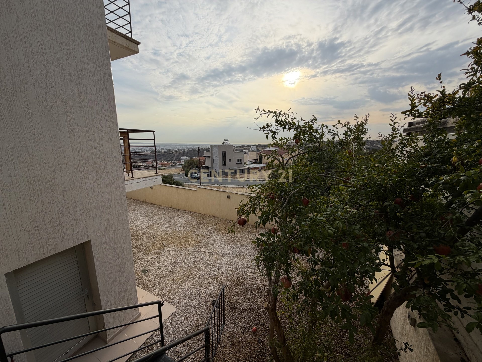 5 bedrooms Villa in Limassol, Cyprus No. 53518