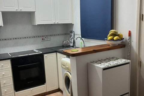 Квартира с 1 спальней в Пафос, Кипр № 57486