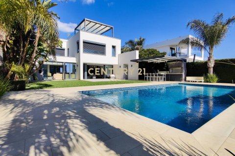 5 bedrooms Villa in Agios Athanasios, Limassol, Cyprus No. 55865