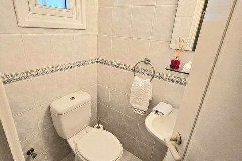 3 dormitorios Villa en Paphos,  No. 56617 4