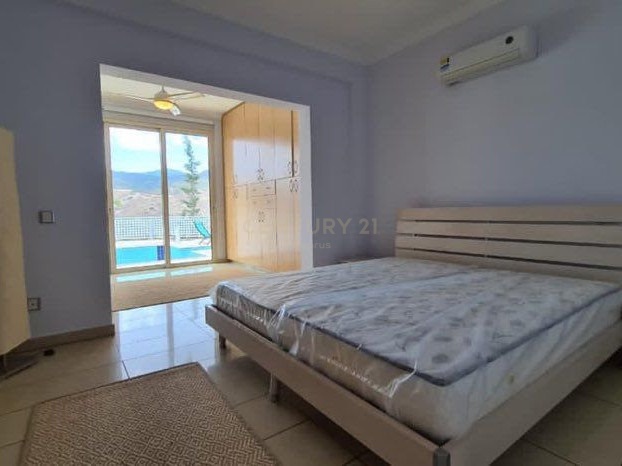 5 bedrooms Villa in Kalo Chorio, Limassol, Cyprus No. 54125