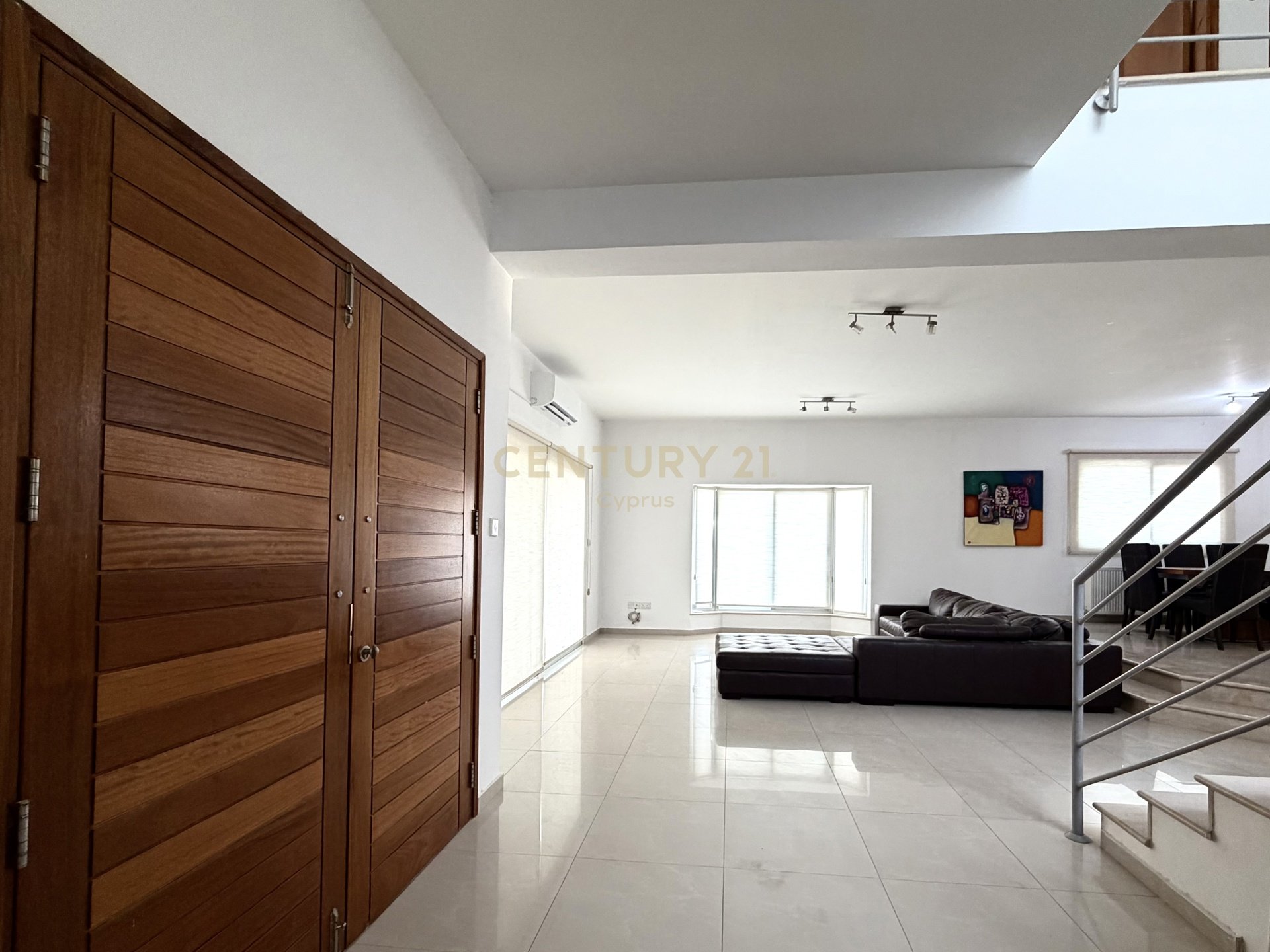 5 bedrooms Villa in Limassol, Cyprus No. 53518