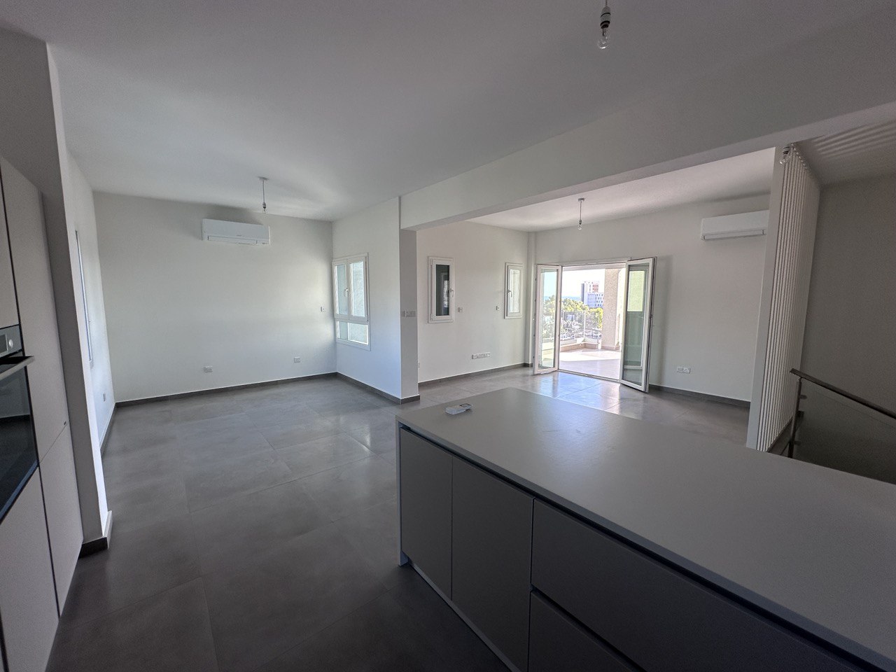 3 bedrooms Duplex in Agios Tychonas, Limassol, Cyprus No. 35506