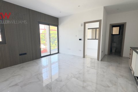 Квартира с 1 спальней в Ларнака, Кипр № 40064