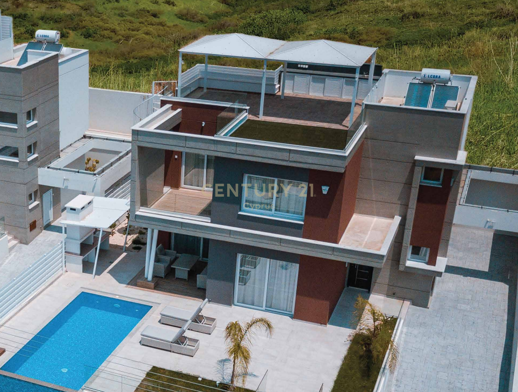 3 bedrooms Villa in Mouttagiaka, Limassol, Cyprus No. 54240