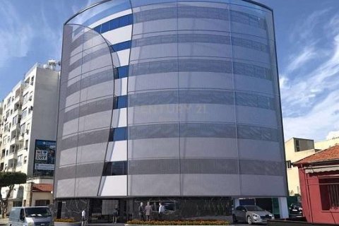 1025m2 Local comercial en Limassol, Chipre No. 55324