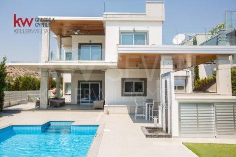 4 bedrooms Villa in Agios Tychonas, Limassol, Cyprus No. 40222
