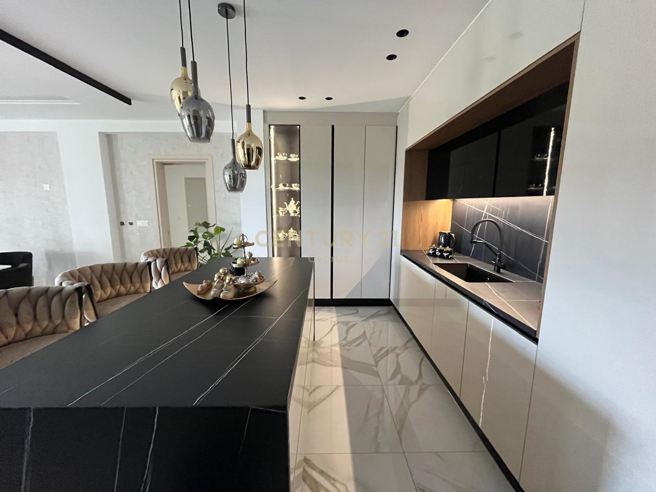 4 bedrooms Villa in Eptagonia, Limassol, Cyprus No. 53480
