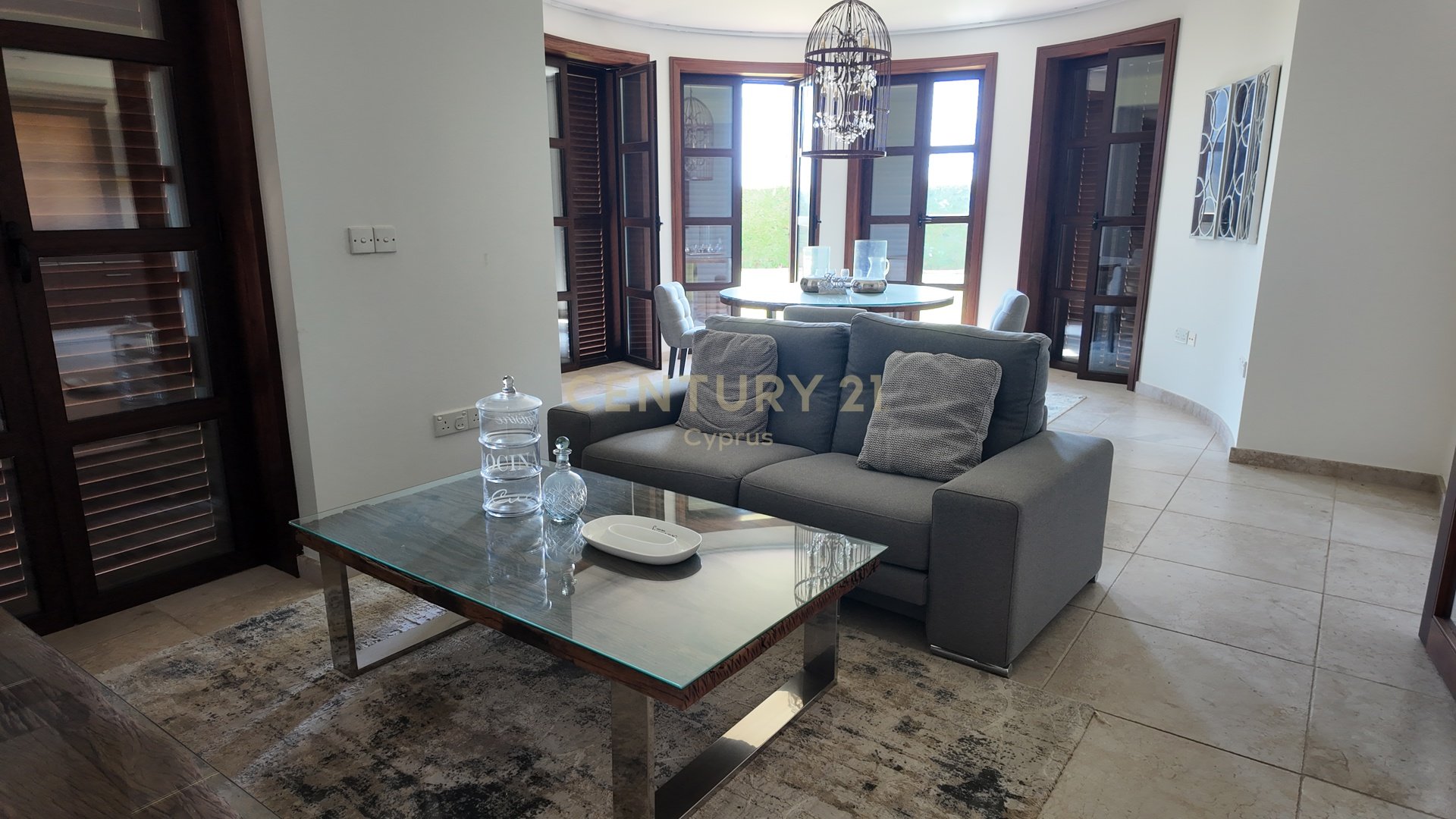 6 bedrooms Villa in Agios Tychonas, Limassol, Cyprus No. 53753