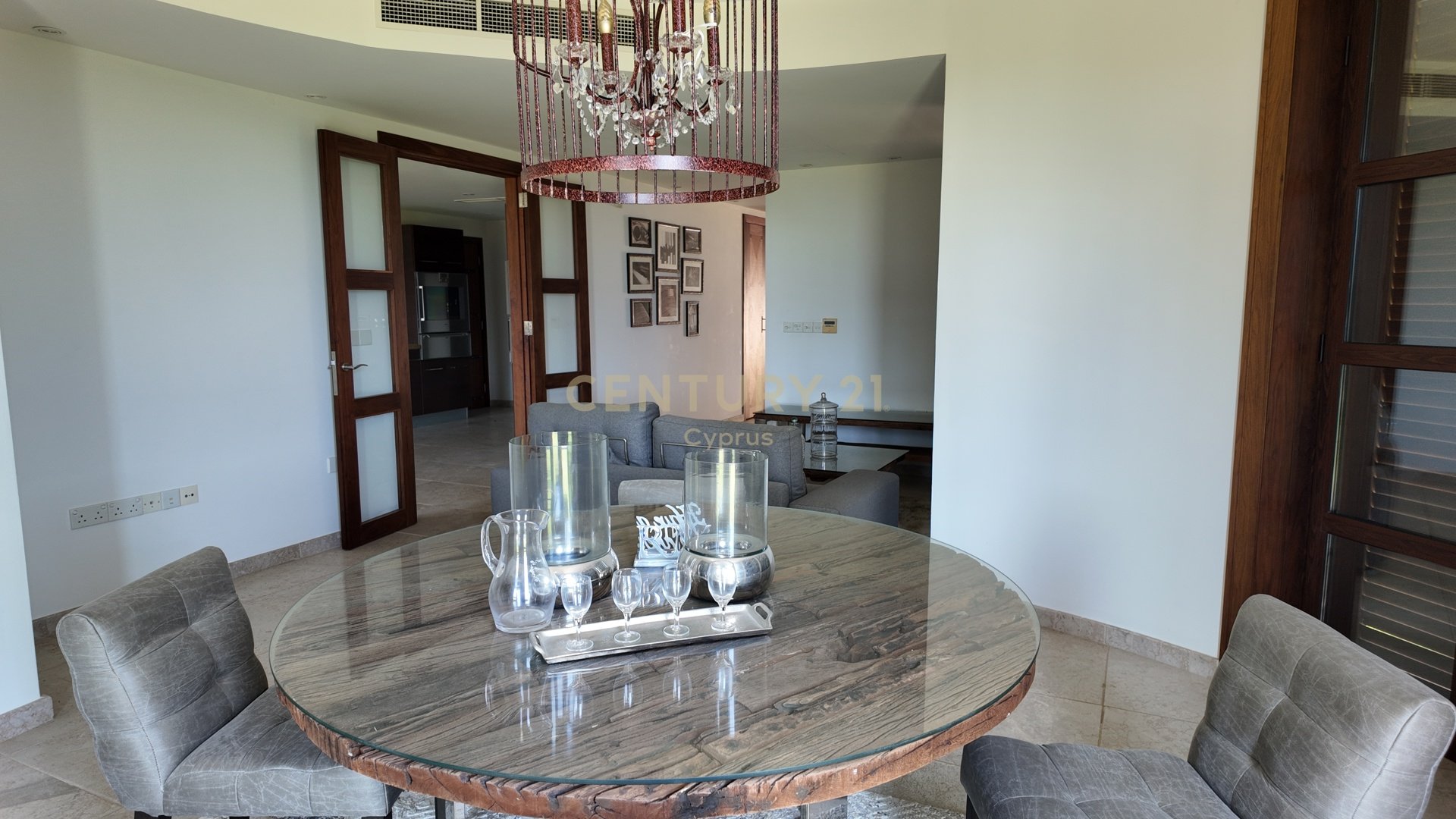 6 bedrooms Villa in Agios Tychonas, Limassol, Cyprus No. 53753