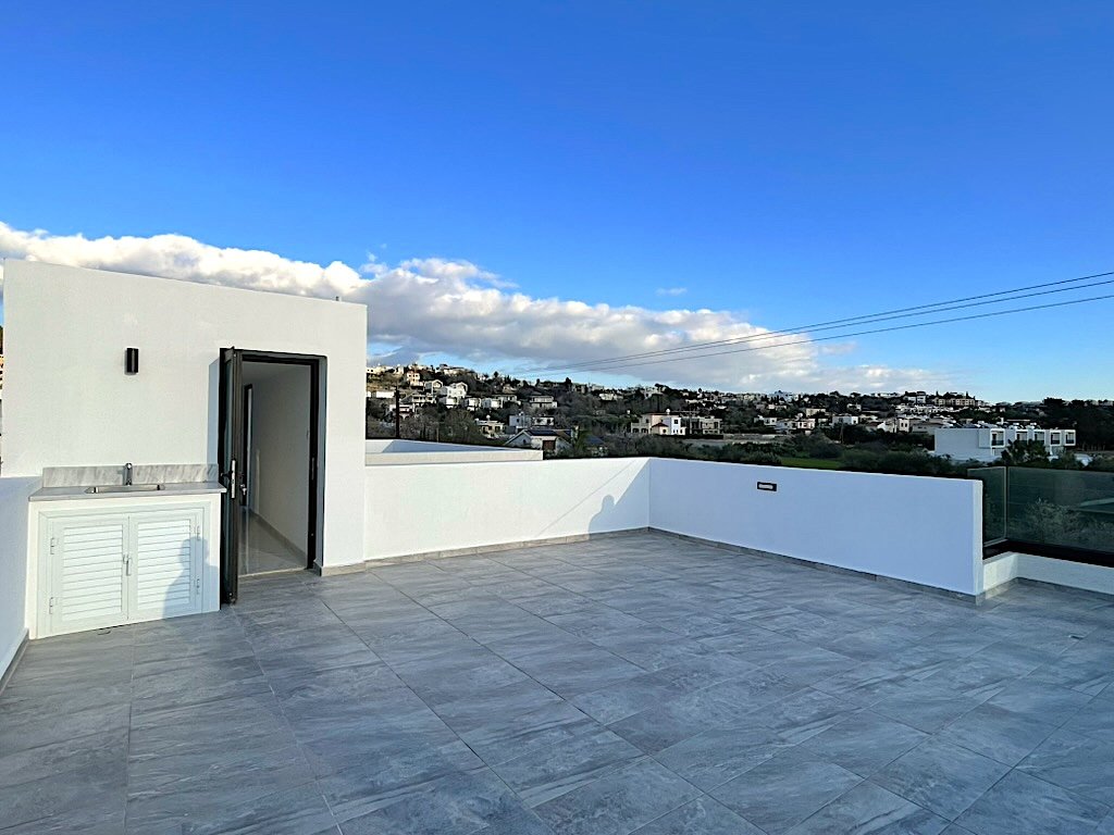 4 bedrooms Villa in Paphos, Cyprus No. 35772