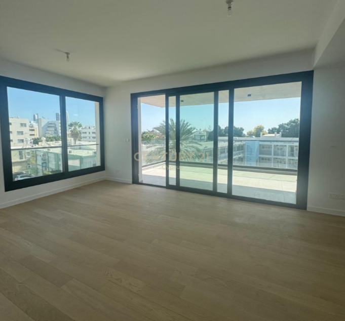 2 bedrooms Apartment in Limassol, Cyprus No. 53535