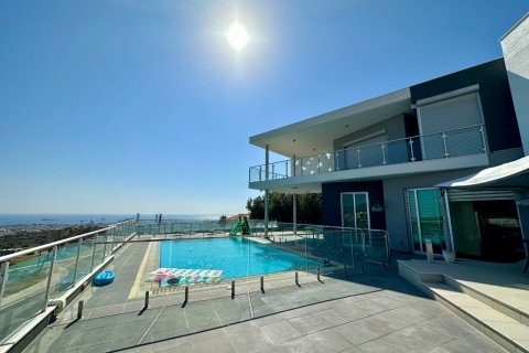 5 bedrooms Villa in Agios Athanasios, Limassol, Cyprus No. 6647
