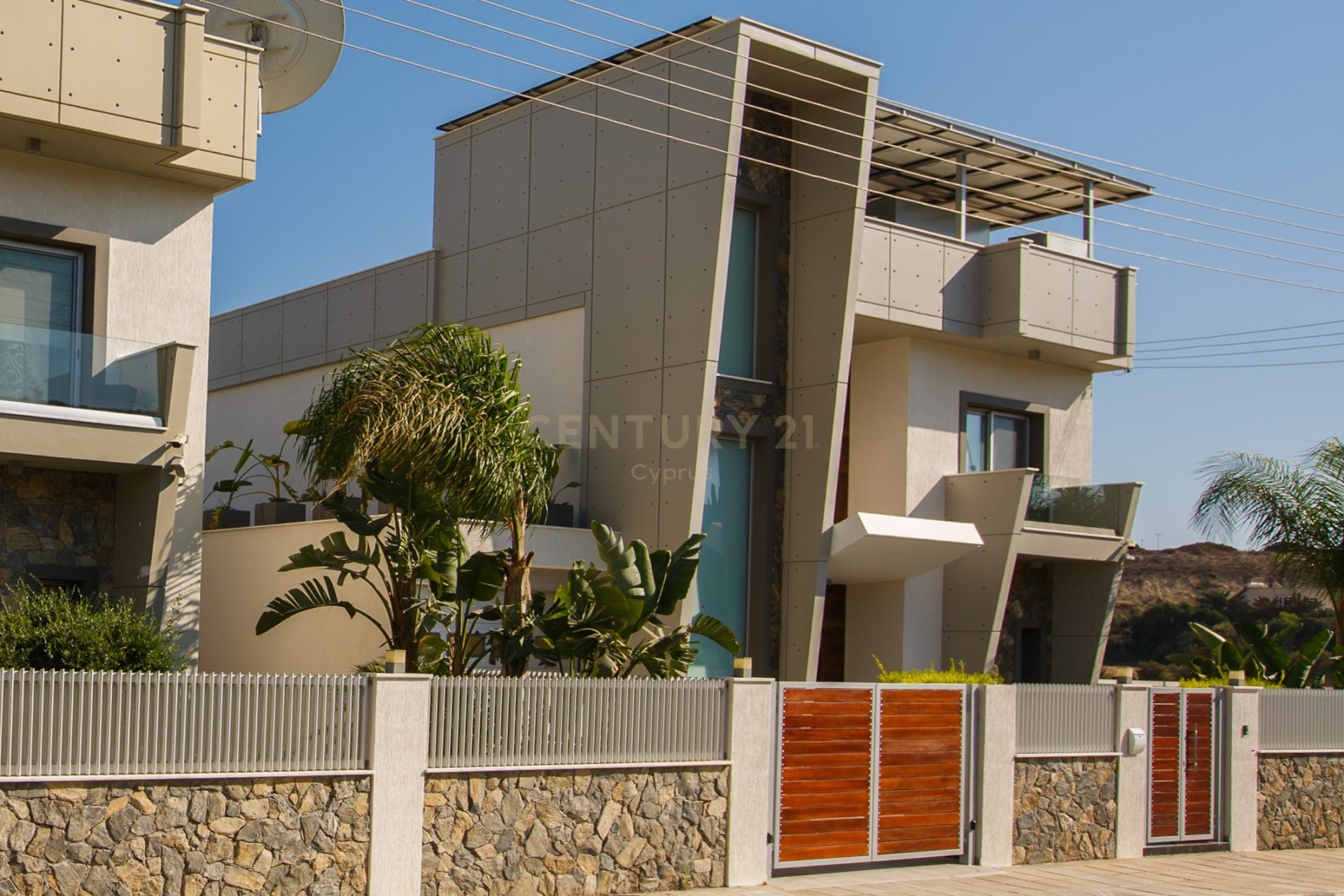4 bedrooms Villa in Agios Tychonas, Limassol, Cyprus No. 53647