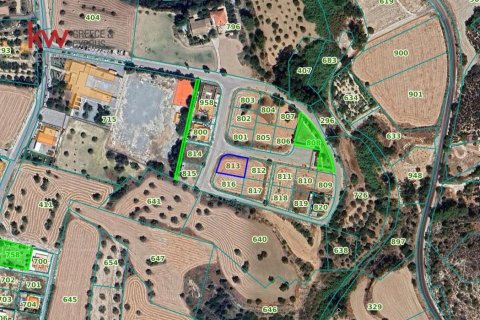 605m2 Terrain à Alethriko, Larnaka, Chypre No. 56707
