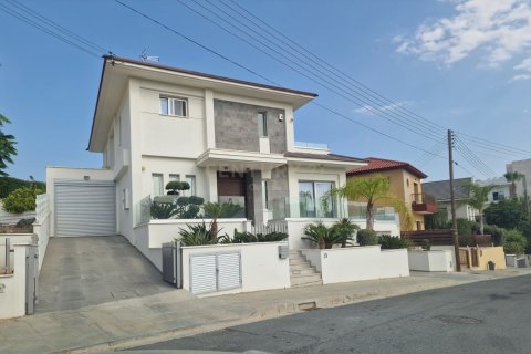 5 chambres Villa à Agios Athanasios, Limassol, Chypre No. 34235