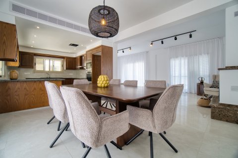 3 bedrooms Villa in Paphos, Cyprus No. 57496