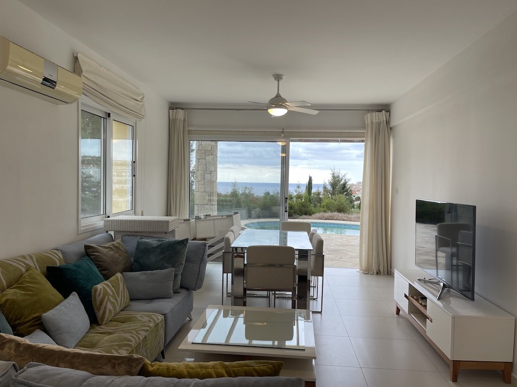 3 bedrooms Bungalow in Chloraka, Paphos, Cyprus No. 57454