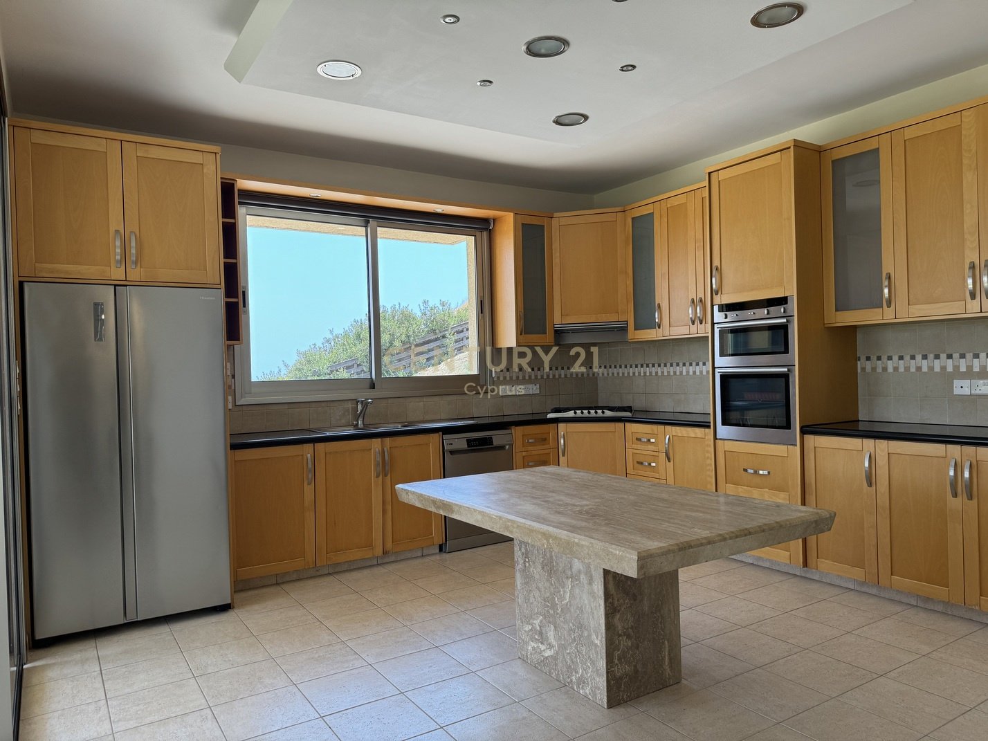 4 bedrooms Villa in Parekklisia, Limassol, Cyprus No. 54271
