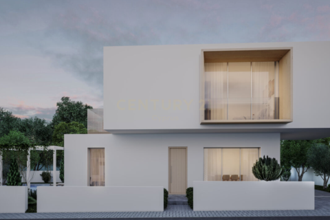 4 bedrooms Villa in Chloraka, Paphos, Cyprus No. 54423