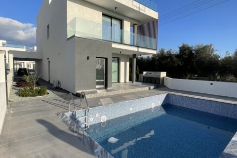 4 chambres Villa à Paphos, Chypre No. 35772