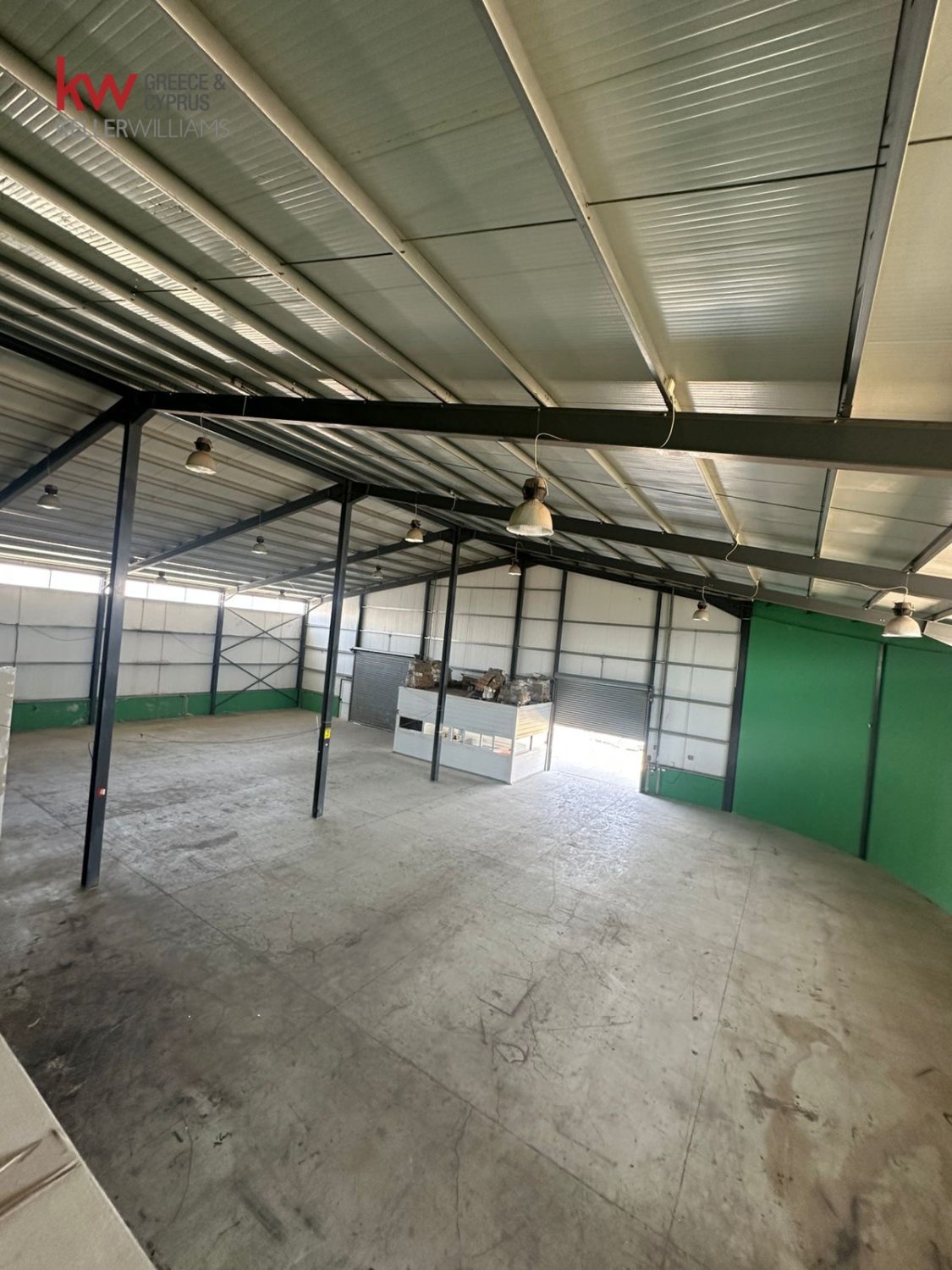 6 habitaciones Almacén en Larnaka, Chipre No. 40271