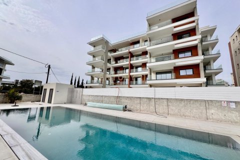 3 dormitorios Apartamento en Germasogeia, Limassol, Chipre No. 53760