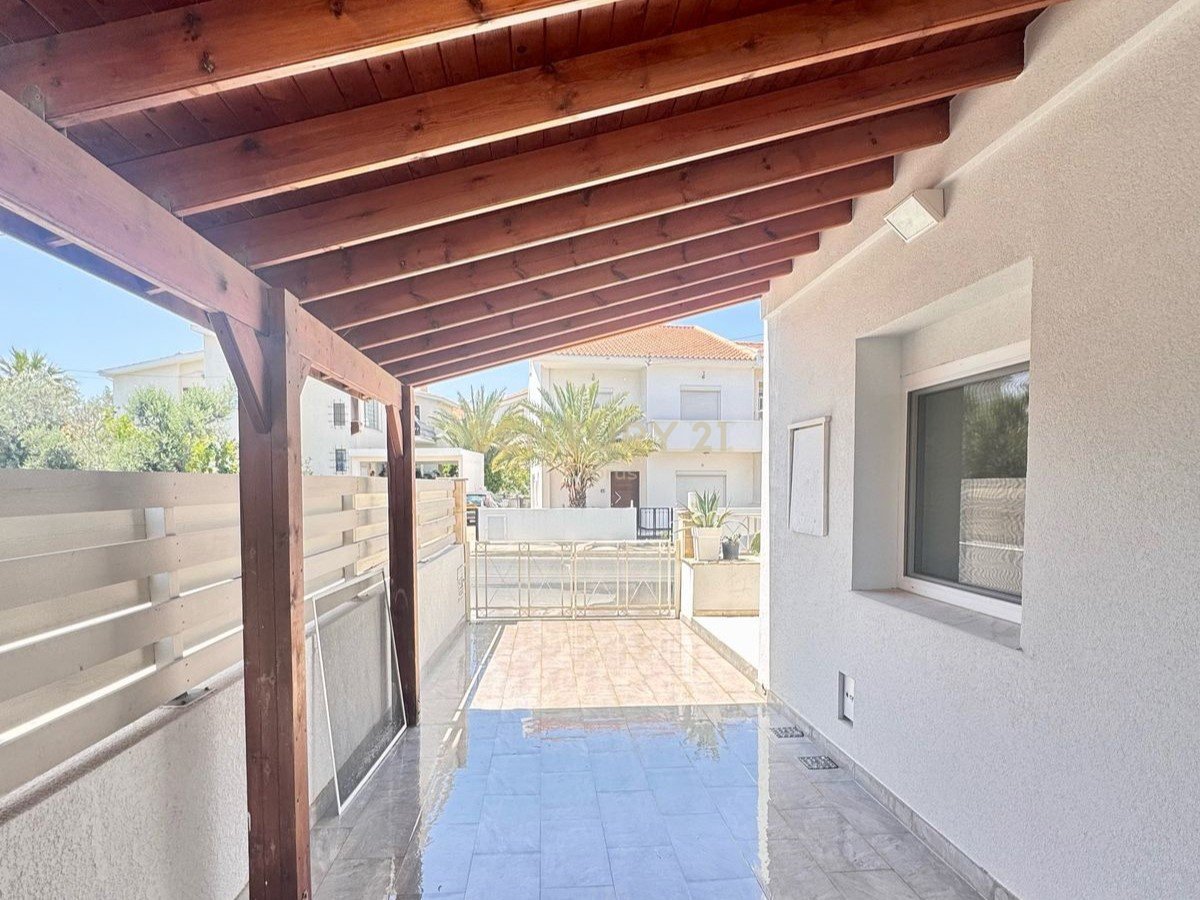 3 bedrooms Villa in Germasogeia, Limassol, Cyprus No. 54209