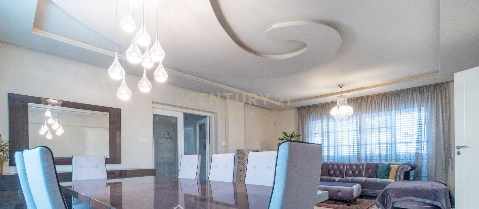 6 bedrooms Villa in Germasogeia, Limassol, Cyprus No. 53766