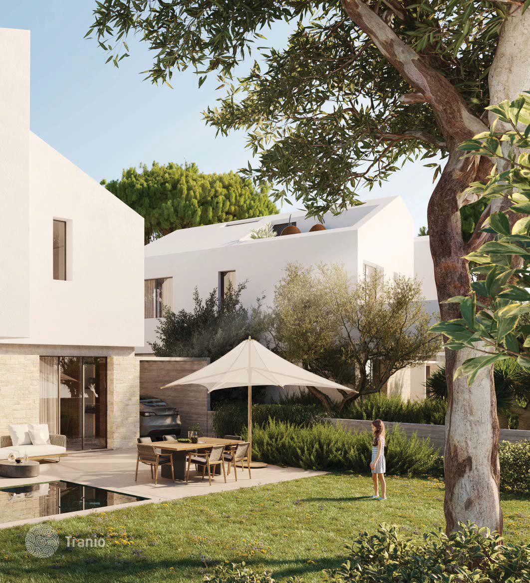 4 bedrooms Villa in Oroklini, Larnaka, Cyprus No. 24179