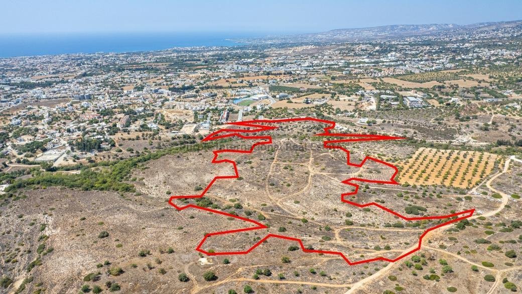 Terreno en Anavargos, Paphos, Chipre No. 57516