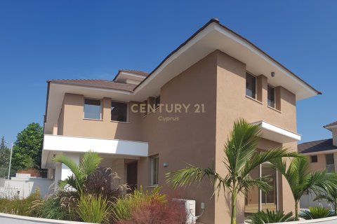 4 bedrooms Villa in Parekklisia, Limassol, Cyprus No. 55918